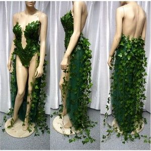 Poison Ivy With Ivy Train Costume, Halloween Costume, Monokini, Fairy Costume, Cosplay, Comicon, Batman Dress Gown | Pinterest Poison Ivy Kostüm, Batman Dress, Train Costume, Poison Ivy Costume, Ivy Cosplay, Ivy Costume, Poison Ivy Cosplay, Poison Ivy Costumes, Diy Kostüm