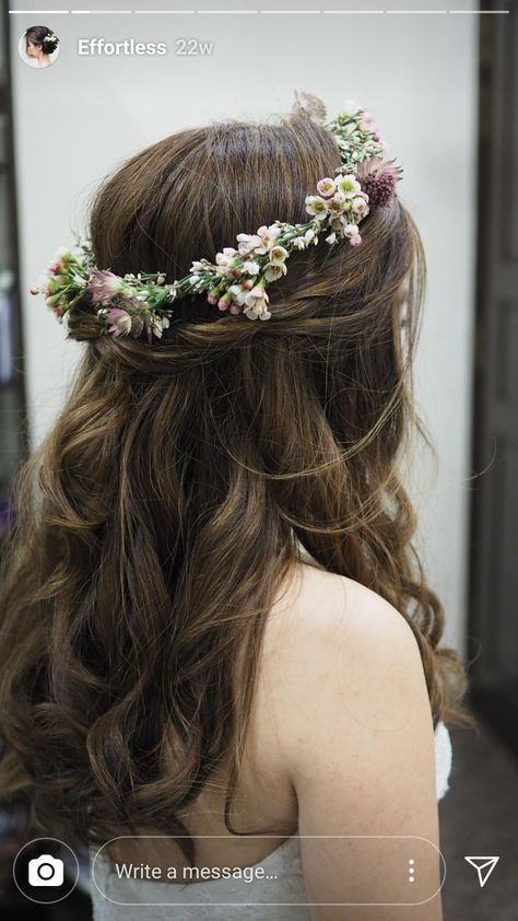 Prom Hairstyles Flower Crown, Quinceanera Hairstyles With Flower Crown, Quinceanera Hairstyles Flowers, Floral Crown Hairstyle, Curly Hair With Flower Crown, Flower Hairstyles Prom, Quince Hairstyles With Flower Crown, Updos With Flower Crown, Wedding Hairstyles Half Up Half Down Flowers