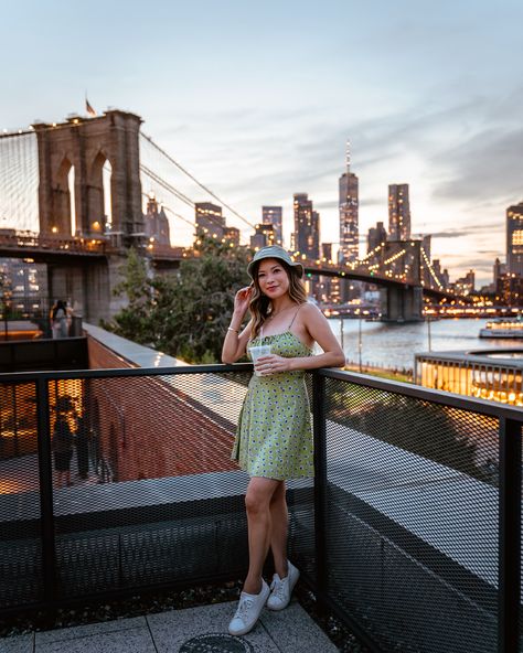 MOST INSTAGRAMMABLE SPOTS IN BROOKLYN Summer New York Outfits, Nyc Photo Ideas, Summer New York, New York City Pictures, Outfits Evening, Nyc Photoshoot, Visiting New York, Nyc Photos, New York City Vacation