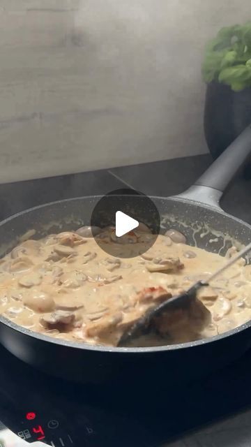 foodie gadgets on Instagram: "Mushroom Cream Sauce 🍄 (via: @ikosun_kitchen)  Ingredients: * 400g brown and white mushrooms * 1 large onion * 2 grated garlic cloves * 2 tablespoons oil * 1 tsp butter * 250ml vegetable broth * 200ml light cream * 2 tbsp parsley, chopped * Salt, pepper, paprika powder To thicken, add 1 teaspoon of cornstarch and a little water.  Preparation: * Clean the mushrooms, cut off a little of the stalk, and slice them. * Heat the oil and butter in a pan, and sauté the onion and garlic until translucent. * Then, fry the mushroom slices. * Deglaze with vegetable broth. * Mix well and add the cream. * Simmer over medium heat for 3-4 minutes. * Add pepper, paprika powder, and salt. * To thicken, mix cornstarch with water and add it. * Also, stir in half of the parsley an White Mushroom Sauce Recipe, Easy Sauces, White Pasta Sauce Recipe, Apple Cinnamon Recipes, Mushroom Cream Sauce, Mushroom Sauce Recipe, Mushroom Cream Sauces, Brown Gravy Mix, Rice Bread