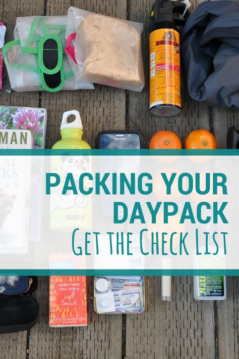 Get practical tips on packing your daypack for hiking with kids.  There's also a free printable packing checklist to download to make getting out the door for family adventures quicker and easier.  #printablechecklist #hikingwithkids Outdoor Game Ideas, Canoe Ideas, Hiking Daypack, Family Hike, Outdoor Hacks, Hiking Training, Family Hiking, Boots Female, Checklist Printable