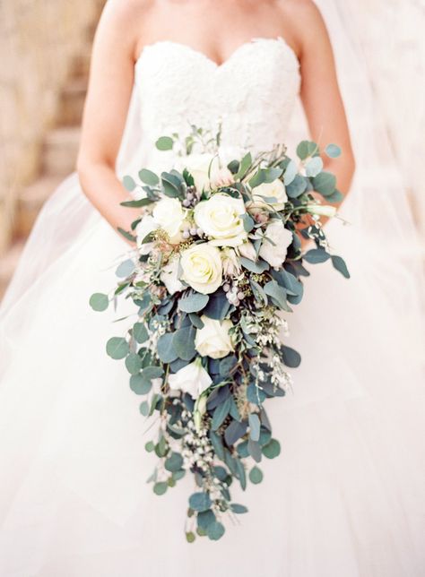 An Elegant Southern California Wedding via TheELD.com Wedding Locations California, Cascading Bridal Bouquets, Cascading Wedding Bouquets, Bridal Bouquet Flowers, Rancho Mirage, Cascade Bouquet, Flowers And Greenery, Southern California Wedding, Wedding Southern California