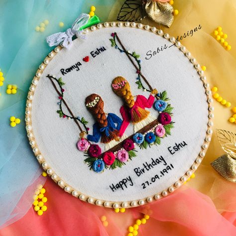 Gift for bithday Hoop Art Birthday Gift, Embroidery For Best Friend Birthday, Hand Embroidery Birthday Gift Ideas, Sisters Embroidery Hoop, Friends Embroidery Hoop, Embroidery Birthday Gift Ideas, Birthday Hoop Art, Happy Birthday Embroidery Hoop, Embroidery Hoop Art Birthday