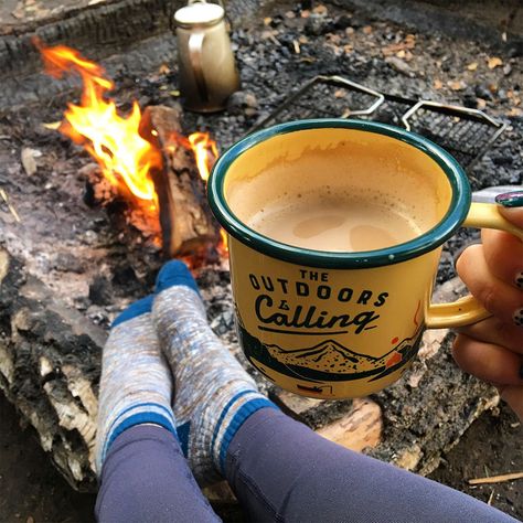 So apparently today is International Coffee Day. We're a little biased, but we think the best place to enjoy a hot cup of coffee is right by the campfire whilst warming your toes 🔥 ☕️ What do you think? 📷 Photo credit: Rebecca Vincent Rebecca Vincent, Autumn Camping, Boozy Hot Chocolate, Nutella Hot Chocolate, Fire Cupping, International Coffee Day, Classic Hot Chocolate, Mulled Wine Recipe, Hot Drinks Recipes