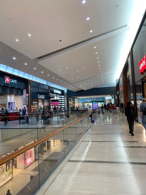 Centro Comercial Aesthetic, Mall Escalator, Mall Pics, Mall Background, General Santos City, Sm Mall, Shopping Mall Design, General Santos, Faux Snap