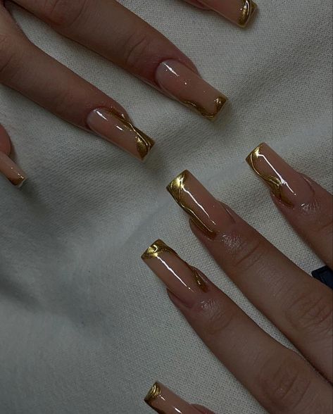 Gold Nail Designs Coffin, Gold And Beige Nails, Coffin Gold Nails, Gold Nails Coffin, Gold Nails Prom, Gold Acrylics, Plain Acrylic Nails, Unique Acrylic Nail Designs, Bronze Nails