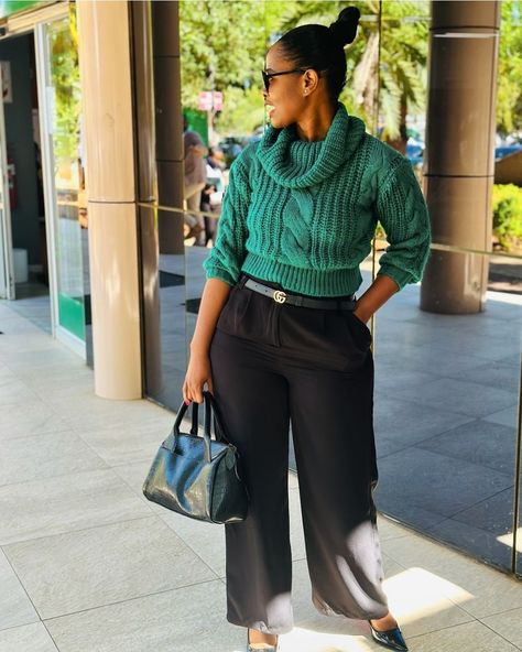 Green Jumper Outfit, Dark Green Jumper, Chitenge Outfits, Cute Baddie Outfits, Green Jumper, 40 And Fabulous, Everyday Casual Outfits, Jumper Outfit, Knit Wear