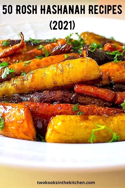 Carrot Tzimmes Recipe, Tzimmes Recipe, Holiday Cooking Thanksgiving, Roasted Glazed Carrots, Holiday Cooking Christmas, Rosh Hashanah Menu, Glazed Carrot, Rosh Hashana Recipes, Maple Roasted Carrots