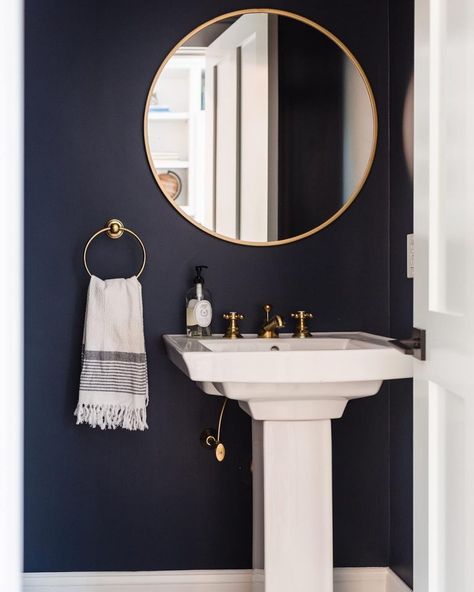 Benjamin Moore Hale Navy Paint Color Ideas - Interiors By Color Hale Navy Bathroom, Navy Powder Room, Hale Navy Paint, Blue Powder Rooms, Benjamin Moore Hale Navy, Navy Paint Colors, Hale Navy Benjamin Moore, Wallpaper Powder Room, Small Bathroom Paint