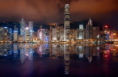 Hong Kong Aesthetic, Hong Kong Night, Hong Kong Skyline, Hong Kong Photography, Hong Kong Art, Tsim Sha Tsui, Seaside City, City Lights At Night, Hong Kong Food