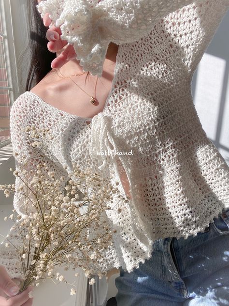 Lacy Cardigan, Cute Cardigan Crochet, Crochet Top Jacket, Women Crochet Cardigan, Pretty Crochet Tops, Knitted White Top, Style Crochet Top, Crochet Top Cardigan, Cute Crochet Cardigan Patterns