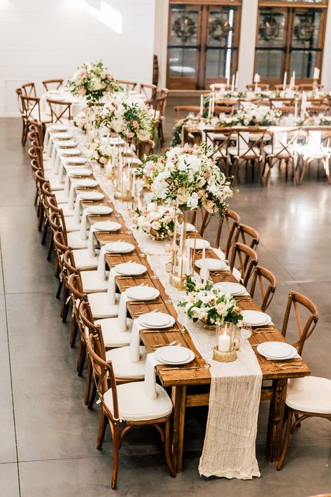 Brown Table Wedding Decor, Long Rectangle Table Wedding Decor, Wedding Tables Lay Out, Light Wood Wedding Tables, Wedding Table Decorations Long, Wedding Dinner Table Setup, Wedding Eating Table Ideas, Wedding Table Without Tablecloth, Wooden Table Setting Wedding