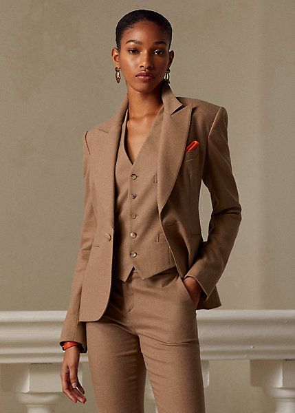 Jena Stretch-Camel-Hair Jacket Trouser Suits For Women, Paris Spring Fashion, Black Branding, Woman In Suit, Suit Styles, Lesbian Fashion, Beige Suits, Trouser Suit, Suit Ideas