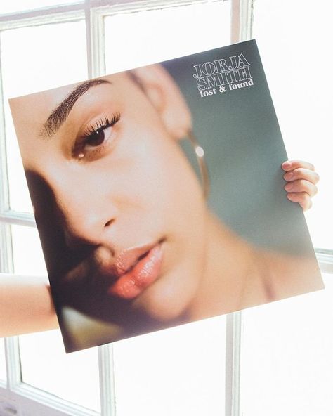 Space 15 Twenty (@space15twenty) • Instagram photos and videos Vinyl Aesthetic, Pinterest Contest, Jorja Smith, Vinyl Cd, Record Players, Lost And Found, Lost & Found, All Music, Debut Album