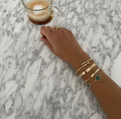 Bracelet Stack Cartier, Van Cleef Aesthetic, Designer Bracelet Stack, Coffee Bracelet, Cartier Bracelets, Gold Bracelet Stack, Lucky Flower, Paris Culture, Gold Bracelets Stacked