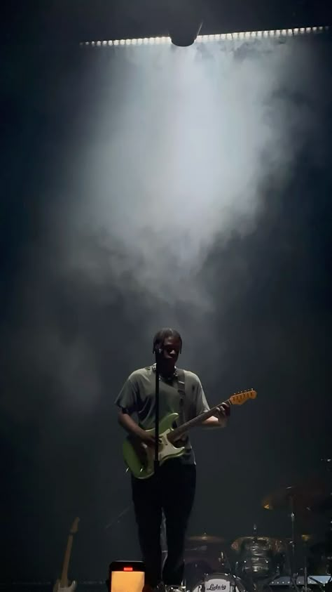 Daniel Ceaser Wallpaper Iphone, Daniel Caesar Wallpaper Iphone, Daniel Caesar Wallpaper, Daniel Caesar Aesthetic, Wallpapper Iphone, Montell Fish, Rap Album Covers, Guitar Tabs Songs, Earl Sweatshirt