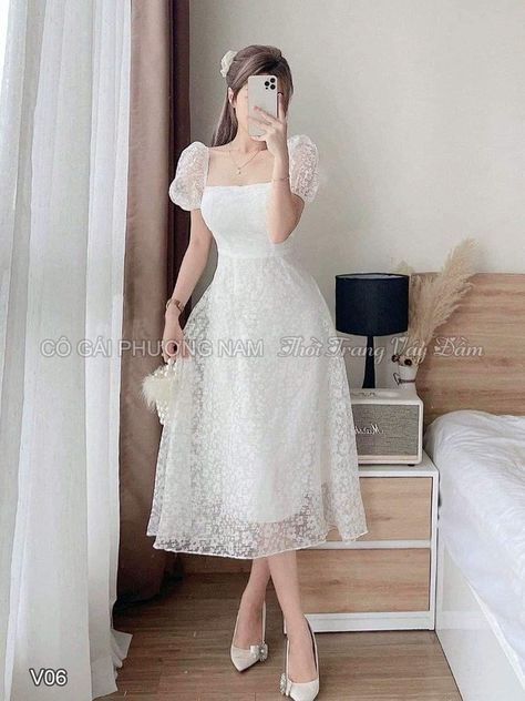 Corset Frock, Korean Wedding Dress Simple, Latest Korean Fashion Trends, Korean Bride, Function Dress, Korean Wedding Dress, Chinese Fancy Dress, Chiffon White Dress, Wedding Dress Simple