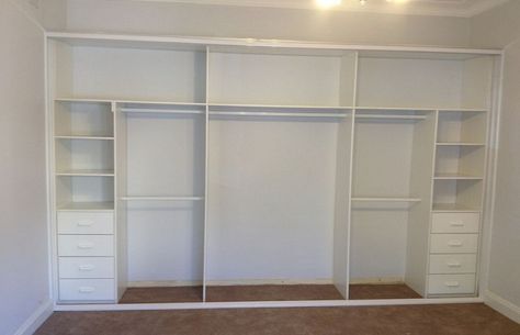 For a clothes storage a solution which fits in seamlessly with your existing bedroom design and fitted wardrobes offer incredible flexibility. Built In Wardrobe Designs, Small Bedroom Wardrobe, Diy Kast, Organiser Son Dressing, Bedroom Wardrobe Ideas, Built In Wardrobes, Ikea Closet, Bedroom Cupboards, Walk In Closet Design