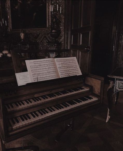 18th Century Aesthetic Dark, 19 Century Aesthetic, Widget Brown, Dark Academia Music, Brown Piano, 18th Century Aesthetic, 19th Century Aesthetic, Medium Widget, English Aesthetic