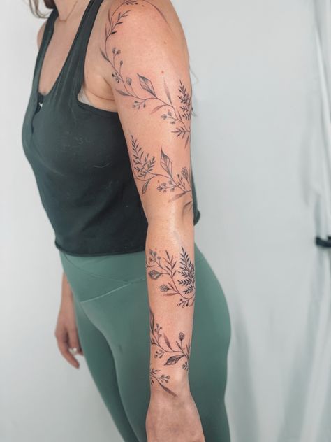 Vine Upper Arm Tattoos For Women, Floral Vine Half Sleeve Tattoo, Full Sleeve Vine Tattoo, Vine Wrapped Around Arm Tattoo Sleeve, Women Tattoos Arm Sleeve, Dainty Tattoo Arm Sleeve, Floral Tattoo Inspiration, Half Sleeve Vine Tattoos For Women, Vine With Flowers Tattoo Sleeve