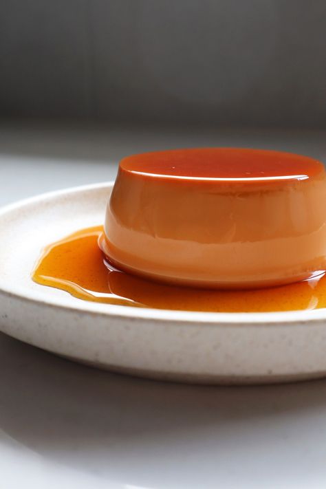 Caramel With Condensed Milk, Thai Milk Tea, Dinner Party Dishes, Impressive Dinner, Flan Recipe, Creme Caramel, Thai Dessert, Party Dishes, Japanese Dessert