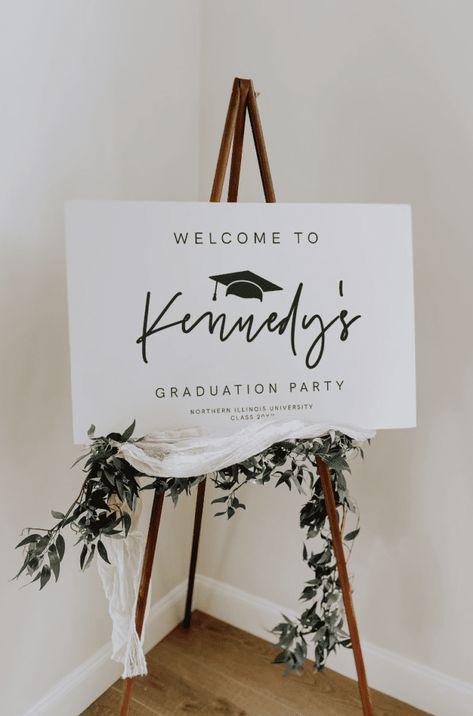 Graduation Party Checklist, Grad Party Inspo, Grad Party Theme, Wedding Direction Signs, Graduation Party Signs, College Grad Party, Backyard Graduation Party, Wedding Directions, Senior Graduation Party