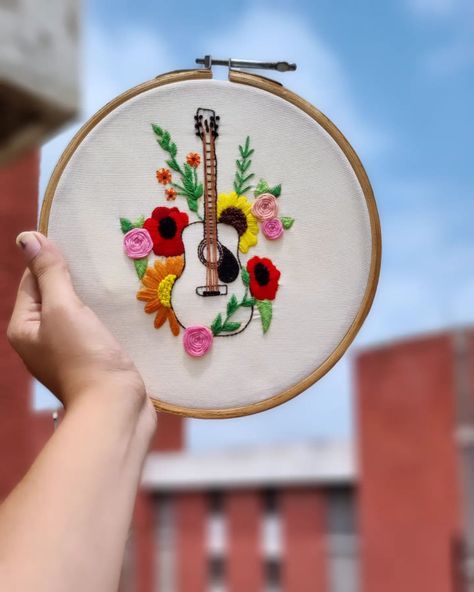 #embroidery #hoopart #satisfaction #music🩷️ Music Embroidery Designs, Music Embroidery, Handmade Embroidery Designs, Hand Embroidery Projects, Art Corner, Hand Embroidery Art, Handmade Embroidery, Hoop Art, Embroidery And Stitching