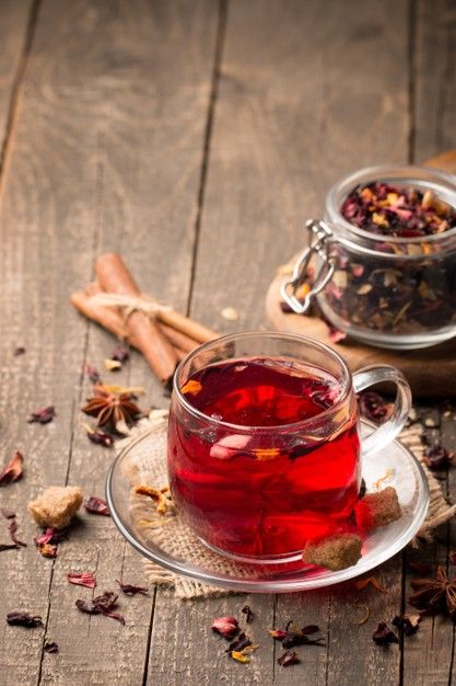 Cup of fresh red tea | Premium Photo #Freepik #photo #flower #fruit #leaves #tea Red Tea Aesthetic, Fruit Tea Aesthetic, Tea Photography Ideas, Herbal Tea Photography, Tea Pictures, Fresh Drinks Summer, Photography Tea, Tea Photo, Tea Photography