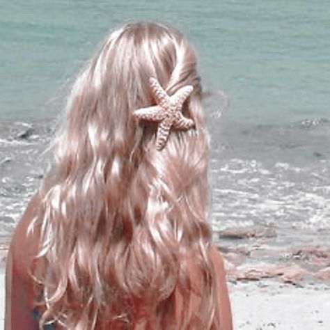 Bioluminescent Mermaid Tail, Blonde Mermaid Aesthetic, Mermaid Asethic, Mermaid Aesthetic Hair, Mermaid Girl Aesthetic, Barbie Mermaidia Aesthetic, Mermaid Hair Aesthetic, Aquamarine Aesthetic, H20 Aesthetic