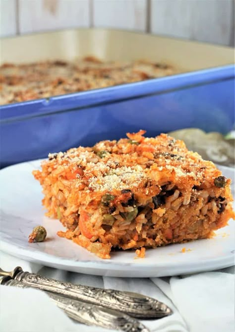 Sicilian Rice Casserole, all the wonderful flavors of arancini but without the frying! Arancini Casserole Recipe, Carnaroli Rice Recipes, Arancini Casserole, Rice Ball Casserole, Mangia Bedda, Arancini Recipe, Falafel Pita, Authentic Italian Food, Authentic Italian Recipes