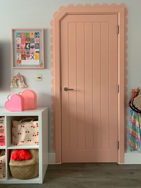 Bedroom Scalloped Wall, Peach Laundry Room, Peach Bedroom, Kids Shared Bedroom, Kids Bedroom Inspiration, Nursery Room Inspiration, Girl’s Room, Toddler Bedrooms, Shared Rooms