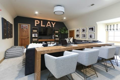 Bedroom Into Game Room, Small Basement Set Up Ideas, Bonus Room Nook Ideas, Smart Apartment Design, Farmhouse Gameroom Ideas, Game Room With Bed, Simple Bonus Room Ideas, What To Do With Spare Room In House, Small Flex Room Ideas Design