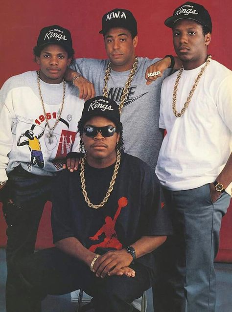 NWA Nwa 90s, 90s Rappers Aesthetic, Rappers Aesthetic, 90s Rappers, Collage Des Photos, Music Hip Hop, Outta Compton, Hip Hop Classics, Eazy E