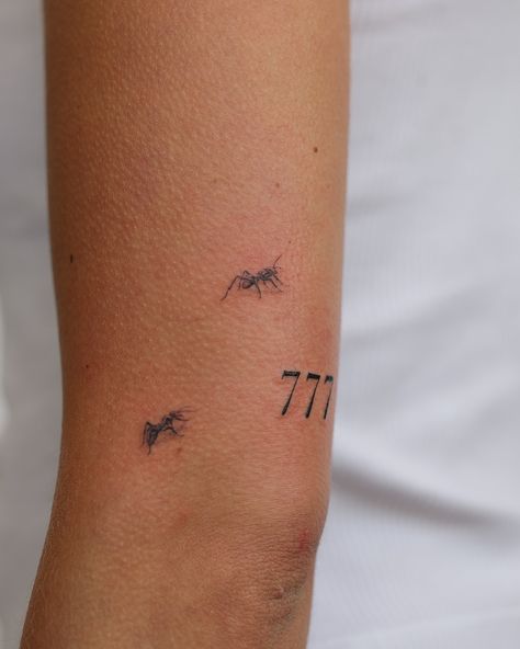 Sevens & ants for Charlie Sevenants 🖤 perfect tattoo for a perfect name Perfect Tattoo, Ants, Tattoos