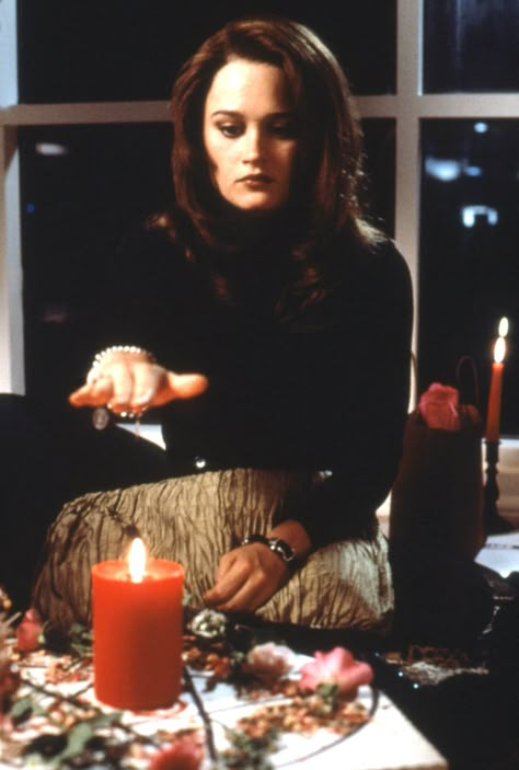 Sarah Bailey The Craft, The Craft Aesthetic, Bailey Core, 90s Witch, Sarah Bailey, The Craft Movie, The Craft 1996, Craft Aesthetic, The Season Of The Witch