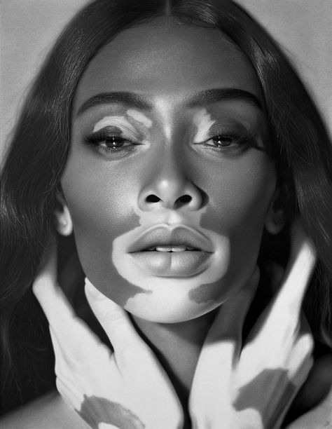 Kelvin Okafor, Realistic Pencil Drawings, Winnie Harlow, Face Drawing Reference, Portrait References, Portrait Sketches, Foto Art, Body Image, Art Plastique