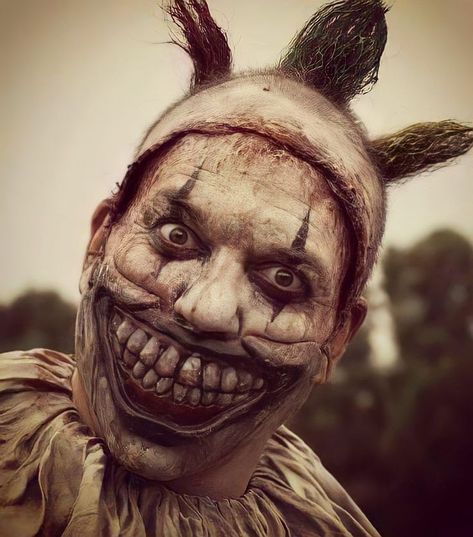 Creepy Clown Pictures, Clown Pictures, Horror Core, Creepy Clowns, Scary Clown, Horror Artwork, Creepy Clown, Horror Characters, Horror Story