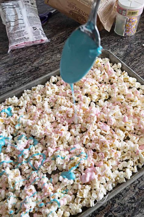 Unicorn Popcorn, Unicorn Party Food, Unicorn Birthday Party Decorations, Unicorn Party Ideas, Unicorn Themed Birthday Party, Unicorn Baby Shower, Unicorn Theme, Unicorn Birthday Party, Snacks Für Party