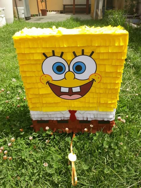 Spongebob Birthday Party Decorations, Pinata Diy, Spongebob Birthday Party, Lion Birthday, Spongebob Party, Ideas Para Cumpleaños, Diy Pinata, Fun Halloween Food, Spongebob Birthday