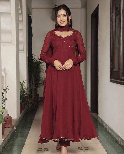 Kurti Long, Stitched Kurti, Anarkali Designs, Georgette Suit, Simple Frock Design, Long Frock Designs, Stylish Kurtis Design, Georgette Anarkali, Long Gown Design