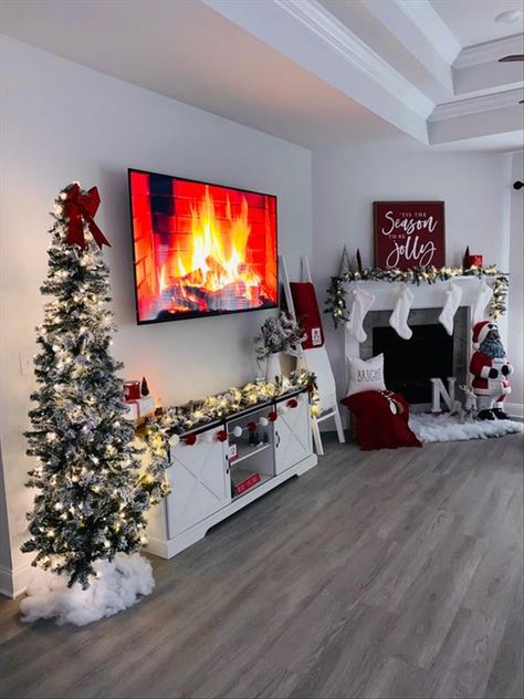 Red White Xmas Decor, White And Red Room Bedrooms, Holiday Apartment Decor Ideas, White Christmas Home Decor Ideas, Red And White Christmas House Decor, White And Red Living Room Ideas, White Christmas Apartment Decor, Red And White Christmas Decor Apartment, Red And White Christmas Home Decor