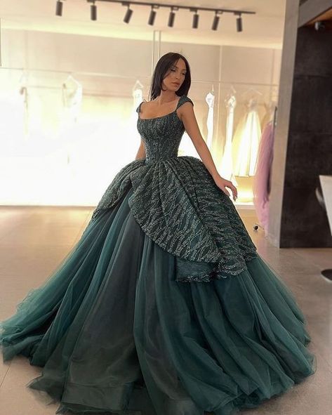 Tulle Ruffles, Simple Gowns, Green Tulle, Prom Ball Gown, Dress Ball Gown, Prom Dress Evening, Fantasy Gowns, فستان سهرة, Fairytale Dress