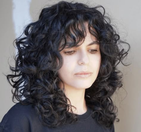 Curly Haircut, Natural Curly Hair Cuts, Curly Hair Photos, Curly Bangs, Short Curly Haircuts, Medium Curly Hair Styles, Curly Haircuts, Haircuts For Curly Hair, Natural Curly Hair