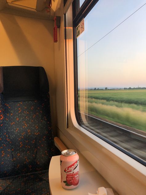 Traveling With Train, Train Journey Photography, Train Trip Aesthetic, Moving Aesthetic, Train Aesthetic, Train Window, Travel Train, Train Trip, Story Ideas Pictures