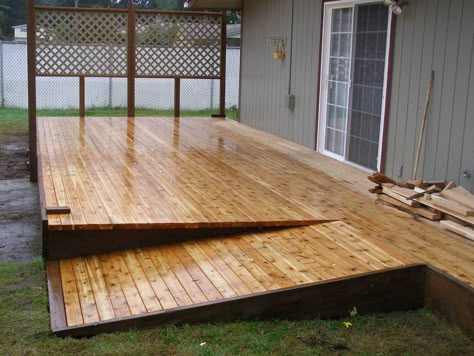 Ramp For Deck, Deck With Ramp, Decks With Wheelchair Ramps, Wheelchair Accessible Patio, Deck With Wheelchair Ramp Porch Designs, Ramp Access To House, Porch With Ramp, Accessible House, Access Ramp