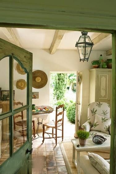 Homes In France, French Country Cottage Decor, Green Cottage, Casa Country, Country Cottage Decor, Cottage Charm, Cottage Interiors, French Country Cottage, French Cottage