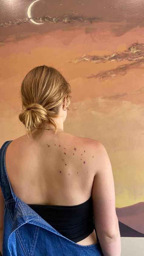 Subtle Constellation Tattoo, Back Tattoo Constellation, Stars Tattoo Back Shoulder, Back Constellation Tattoo, Starry Shoulder Tattoo, Ursa Major Constellation Tattoo, Constilation Tattoo Back, Back Stars Tattoo, Constellation Tattoo Spine