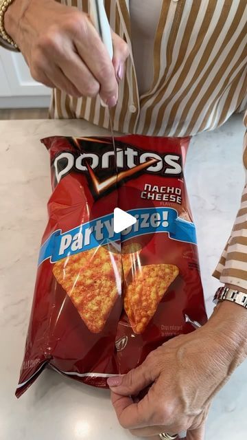 Hot Dog Nachos, Walking Nachos Doritos, Food For Football Party Game Day Recipes, Spicy Doritos Nachos, Nacho Chili Recipe, Video Game Party Food Ideas, Dorito Nachos In A Bag, Loaded Doritos Nachos, Smoker Nachos