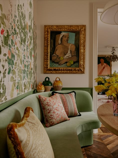 Our Belgravia Jewel Box Apartment featured on Architectural Digest.⁠
⁠
Our stylish client's delight in all things floral, pink and embellished meant no surface was treated as ordinary, and together we took a 'more is more' approach to layering fabrics and textures... the results are magic. ⁠ Magic Interior Design, Millennial Interior Design, Box Apartment, Small Spaces Decor, Studio Ashby, Small Spaces Ideas, Small Patios, Tile Artwork, Japandi Art