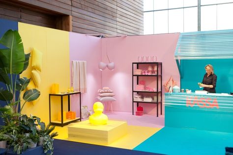 The Store pop-up shop at tradeshow showUP, Amsterdam – The Netherlands » Retail Design Blog Fun Retail Design, Pop Up Retail Design, Production Set Design, Pop Up Interior Design, Pop Up Decorating Ideas, Pop Up Stores Concept, Pop Up Decor, Retail Pop Up, Popup Store Design